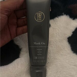 Mask On Hydrating Conditioning Mask for Men - Gray by